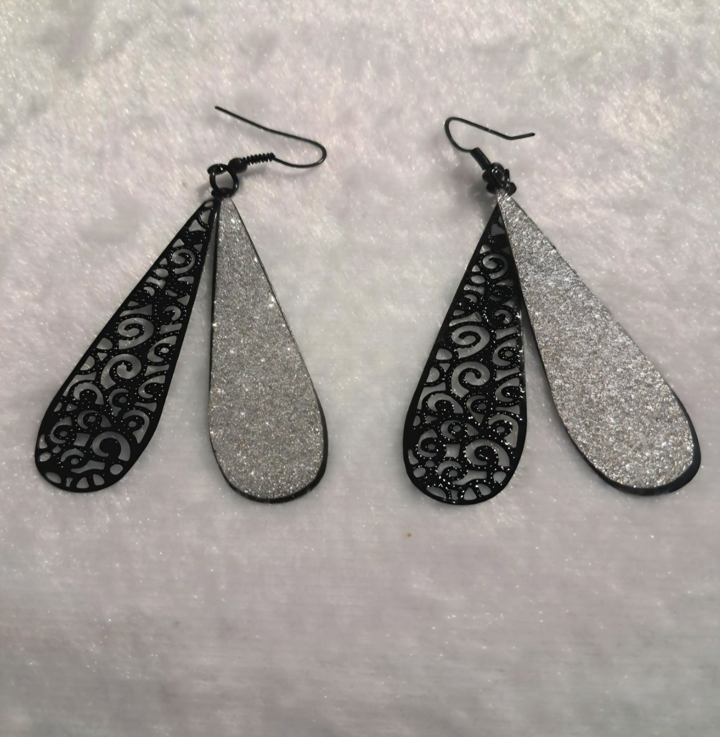 Orecchini pendenti donna | Goccia argento glitter nero eleganti - GEDICO STORE