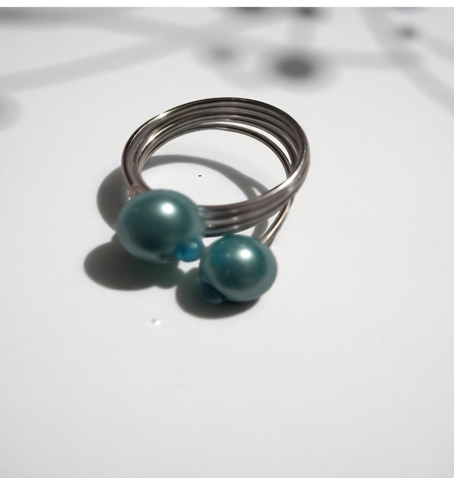 Anello con Doppia Perla Verde | Fashion Metal Ring with Green Pearls - GEDICO STORE