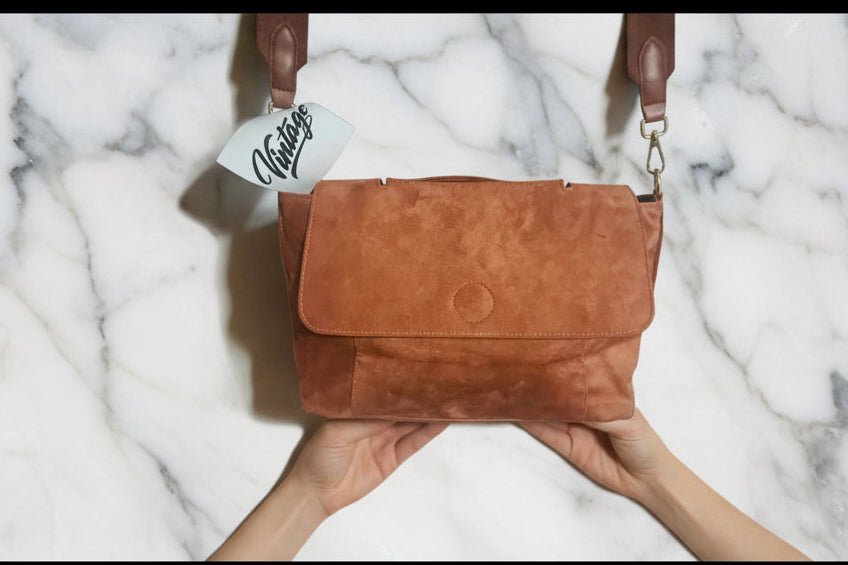 Borsa a tracolla marrone in suede – stile punk rock / vintage streetwear - GEDICO STORE