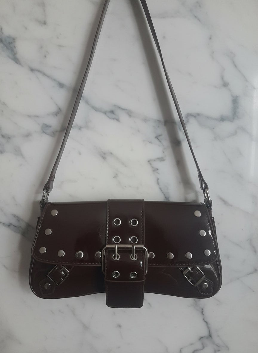 Borsa Y2K Punk Rock Nuova senza Etichetta con Borchie – Crossbody Marrone - GEDICO STORE