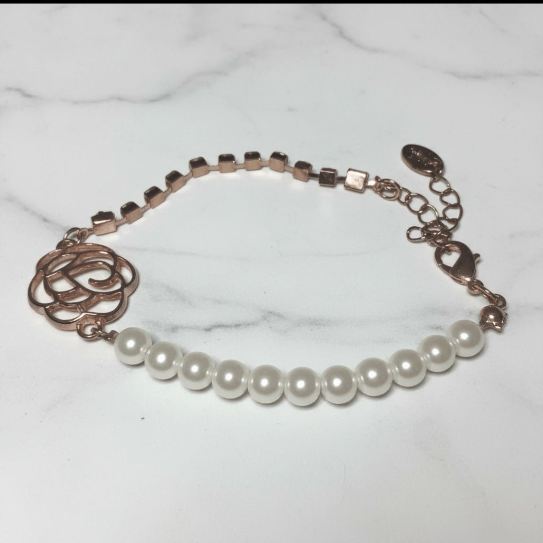 Bracciale Didofà Y2K 15 cm | Perle Rosa & Ciondolo Fiore | Gioiello Vintage Anni 2000 Style Prezzi speciali · Ultimi pezzi - GEDICO STORE