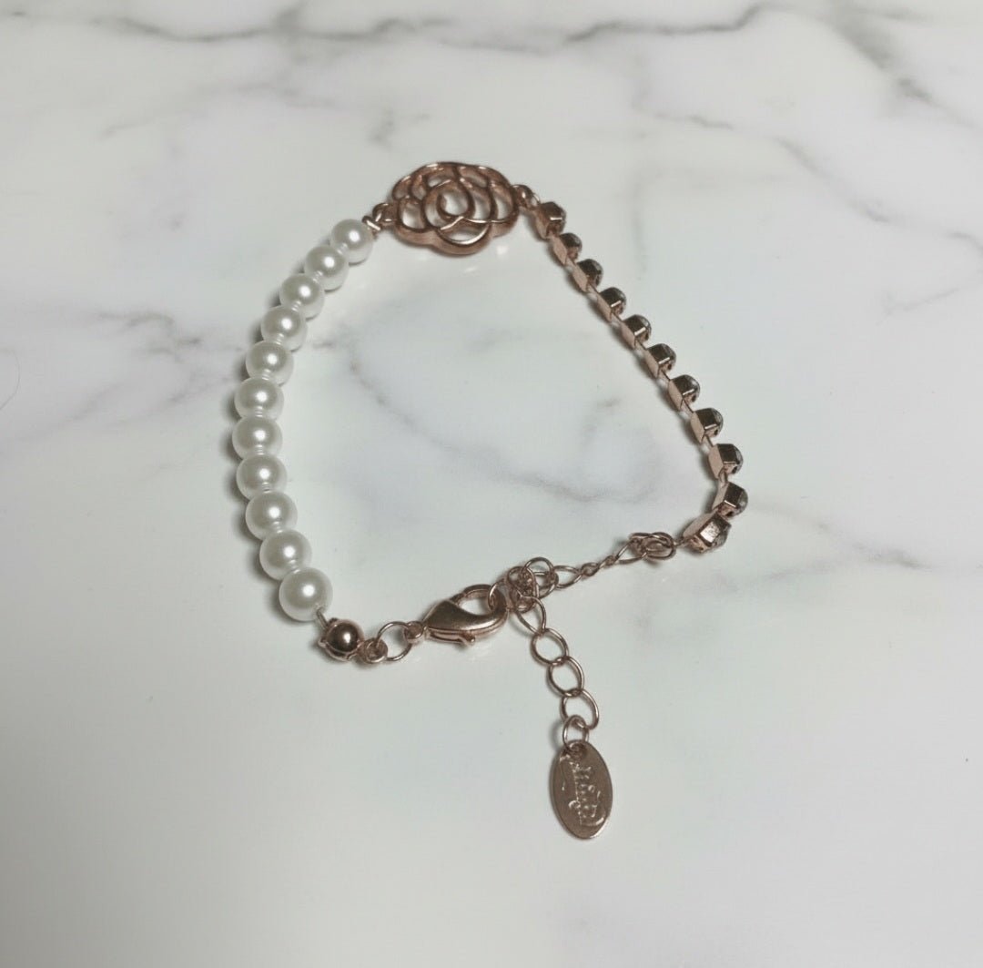 Bracciale Didofà Y2K 15 cm | Perle Rosa & Ciondolo Fiore | Gioiello Vintage Anni 2000 Style Prezzi speciali · Ultimi pezzi - GEDICO STORE