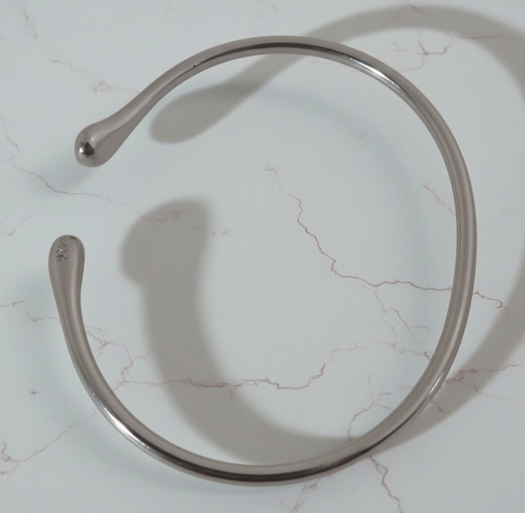 Bracciale Rigido Aperto in Argento 925 – Stile Minimal - GEDICO STORE