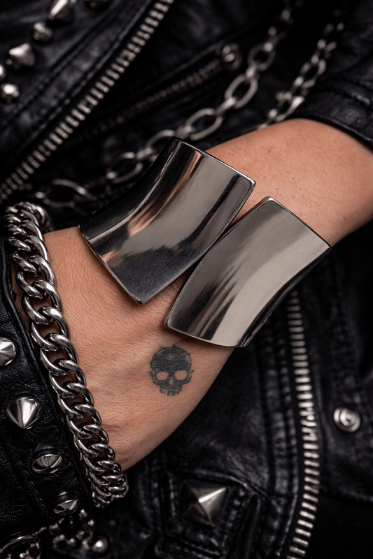 Bracciale Statement Rigido Donna – Effetto Argento Lucido - GEDICO STORE