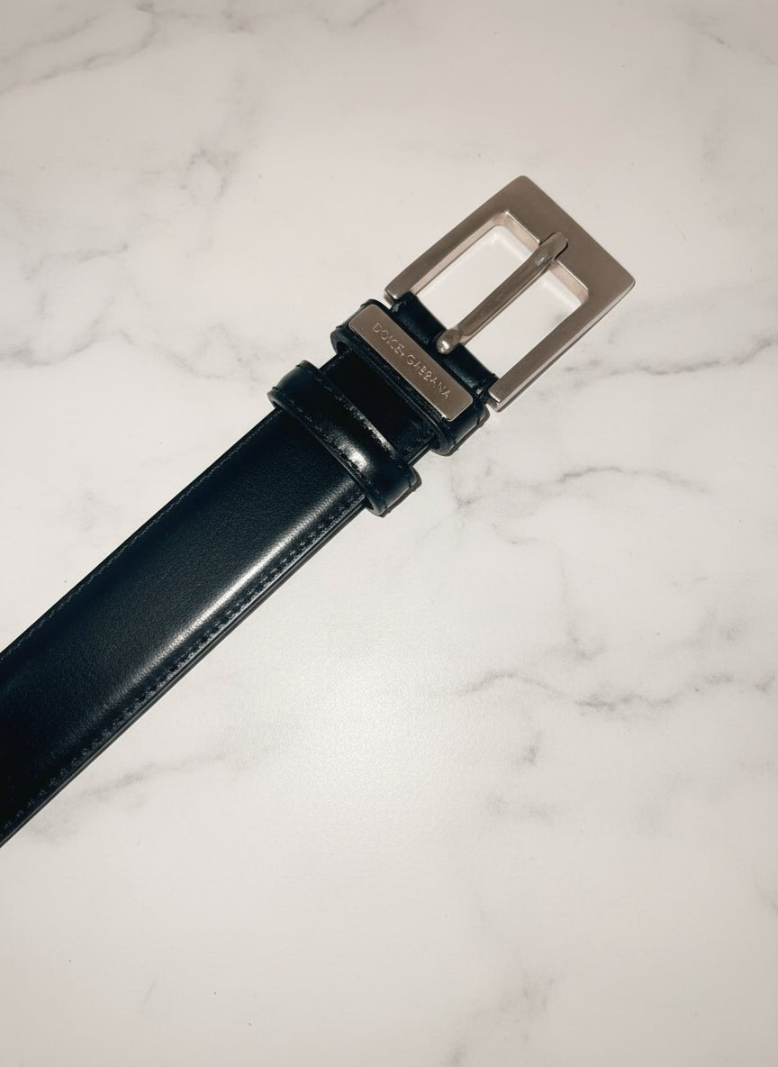 Cintura Dolce & Gabbana Vintage 1997 in Vera Pelle Nera – Taglia 48 – Fibbia Logata – Rara - GEDICO STORE