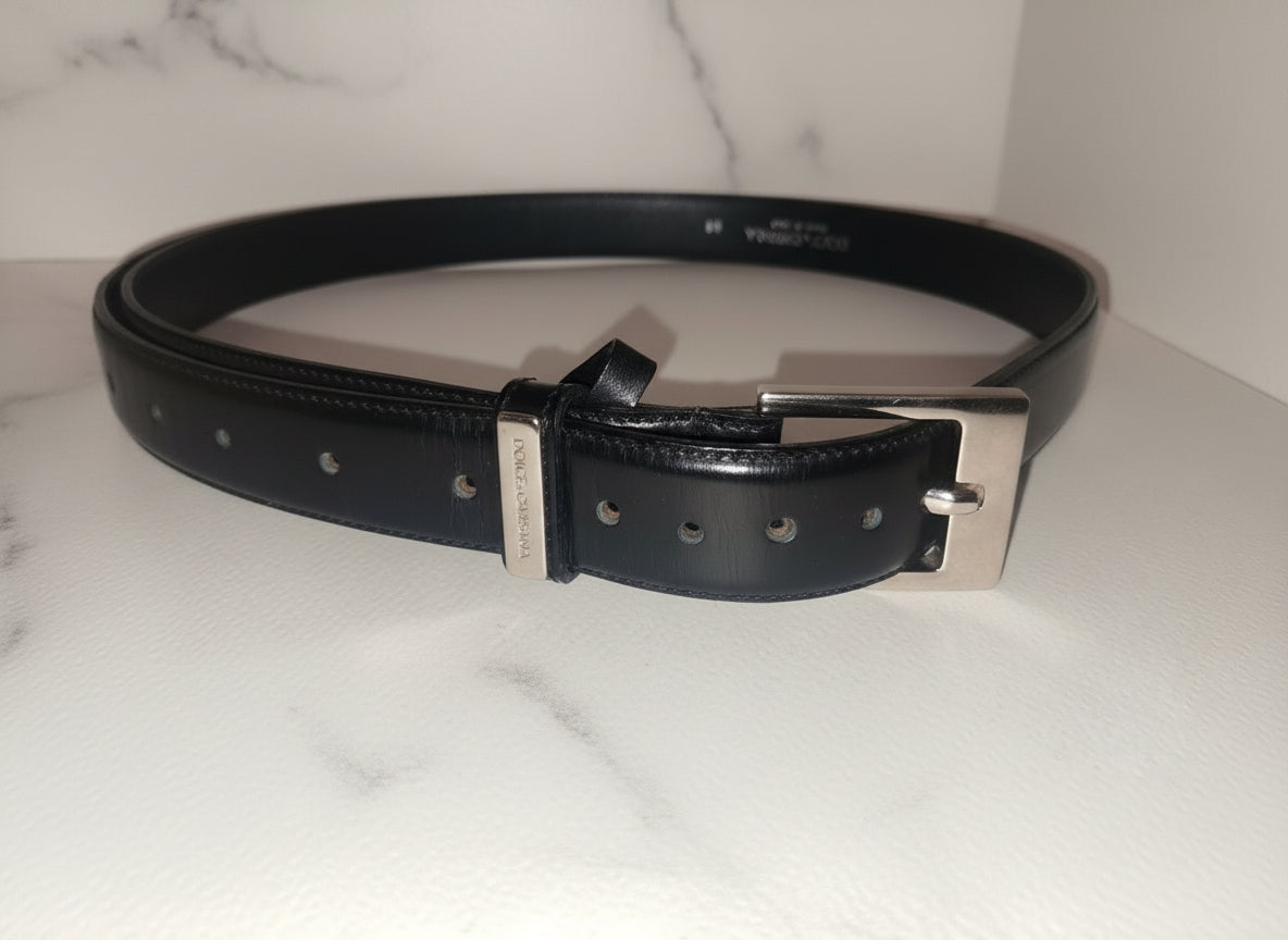 Cintura Dolce & Gabbana Vintage 1997 in Vera Pelle Nera – Taglia 48 – Fibbia Logata – Rara - GEDICO STORE