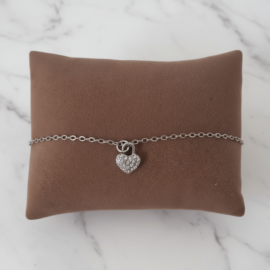 Titolo Set Esclusivo "Dolce Metallo" - Bracciali in Metallo Color Argento con Ciondoli a Cuore e Farfalla - GEDICO STORE